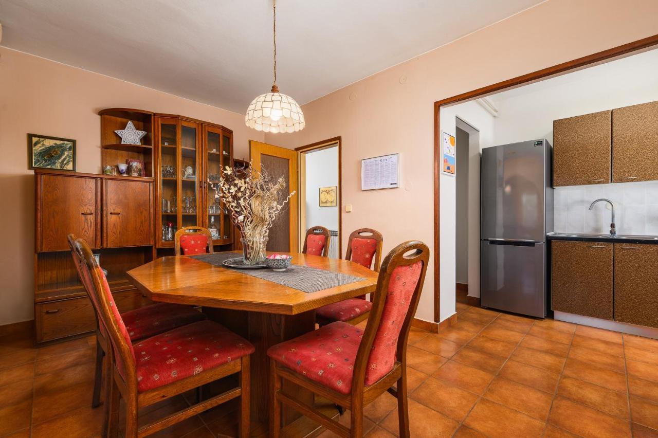 Apartments Josipa Porec Exterior photo