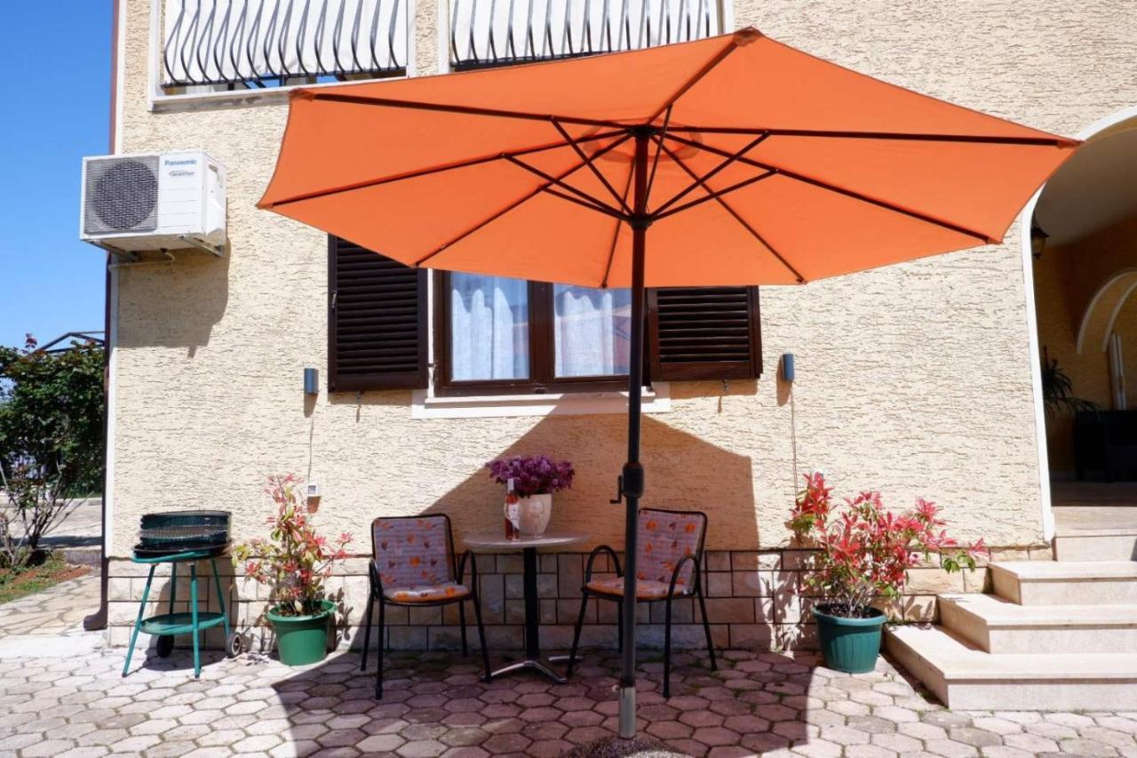 Apartments Josipa Porec Exterior photo