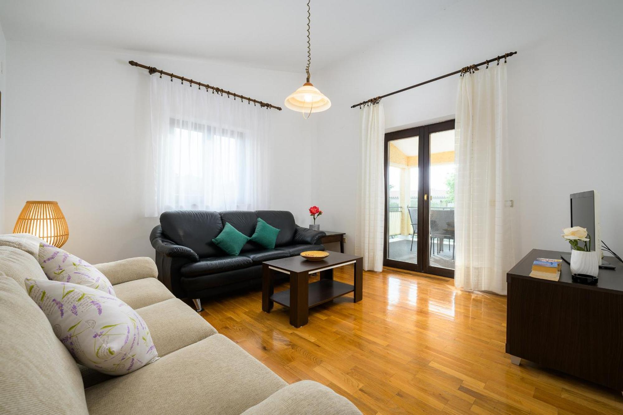 Apartments Josipa Porec Exterior photo