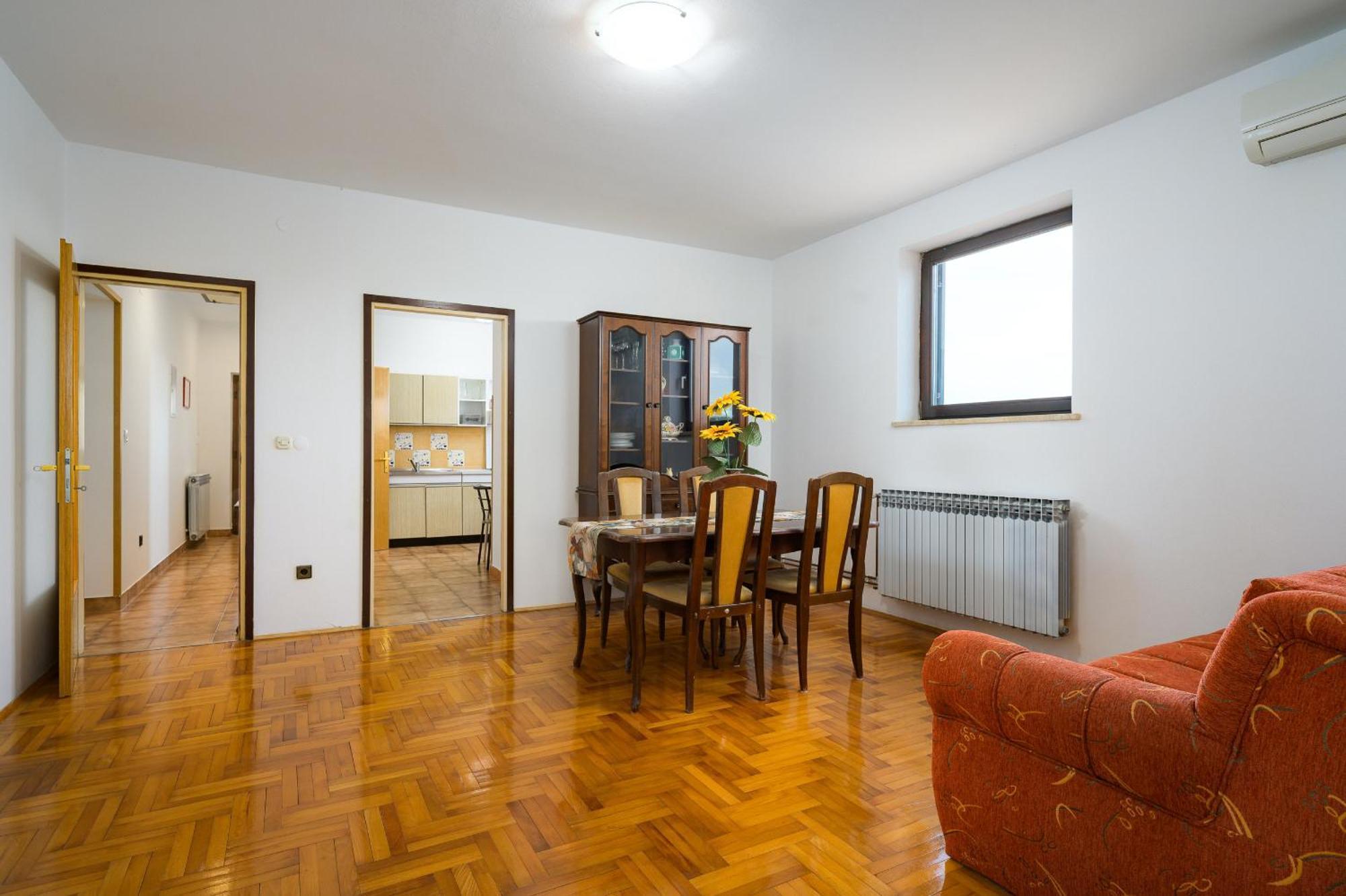 Apartments Josipa Porec Exterior photo